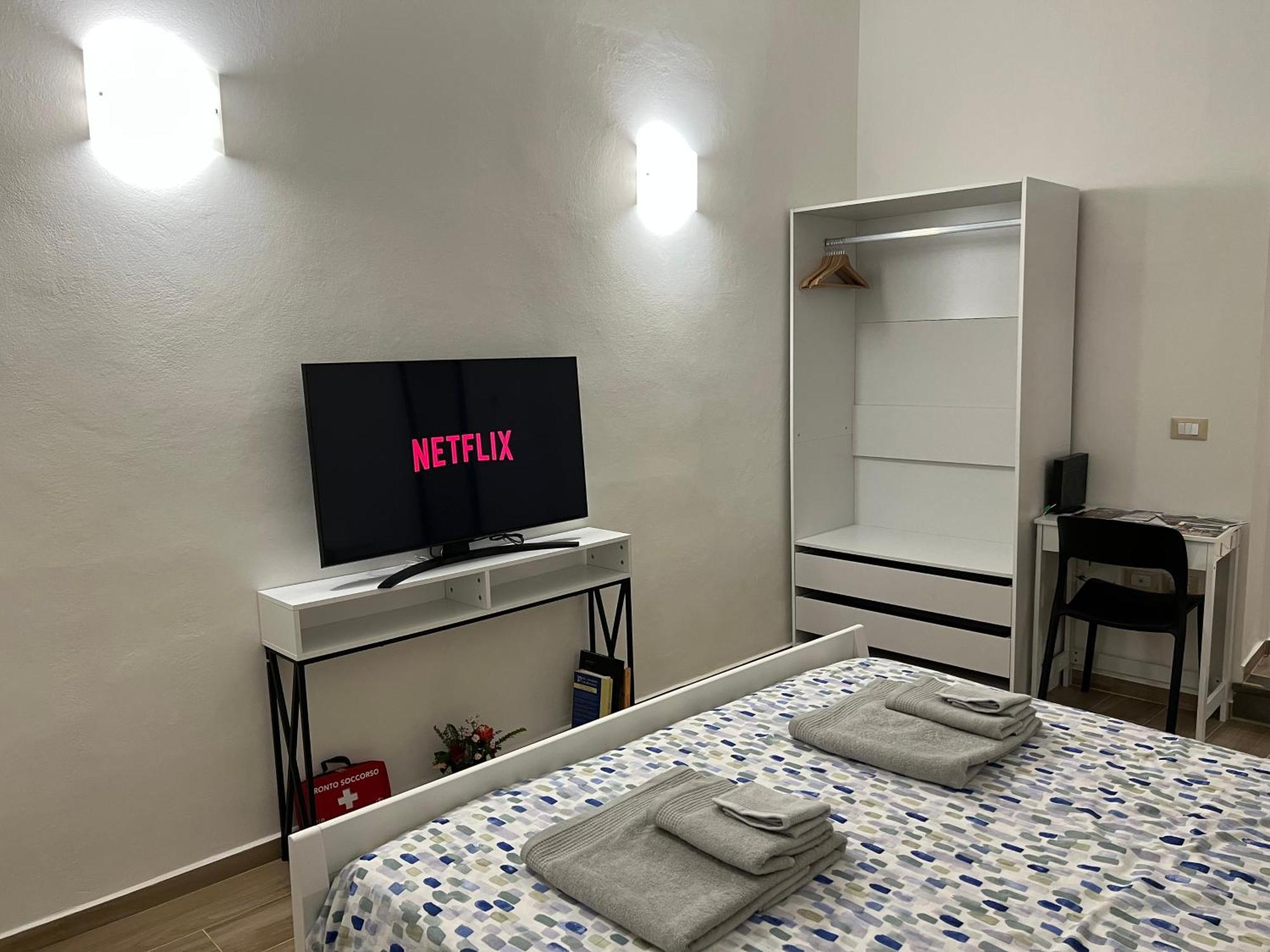 Al 106 Apartment Free Wi-Fi 5 Min Dalla Stazione ปาล์มเดดเซิร์ท ภายนอก รูปภาพ